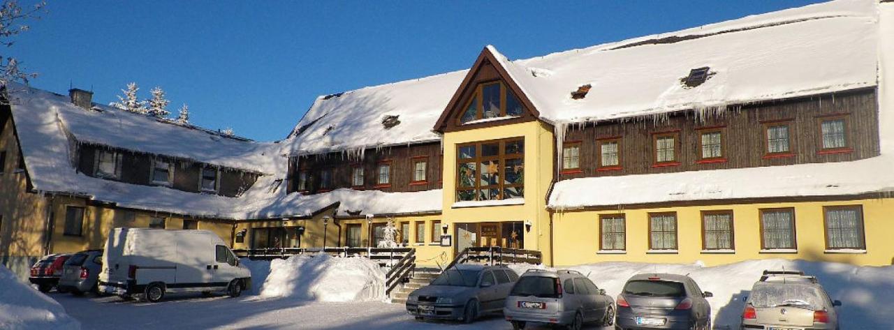Hotel "Zum Einsiedler" Deutschneudorf Exteriör bild