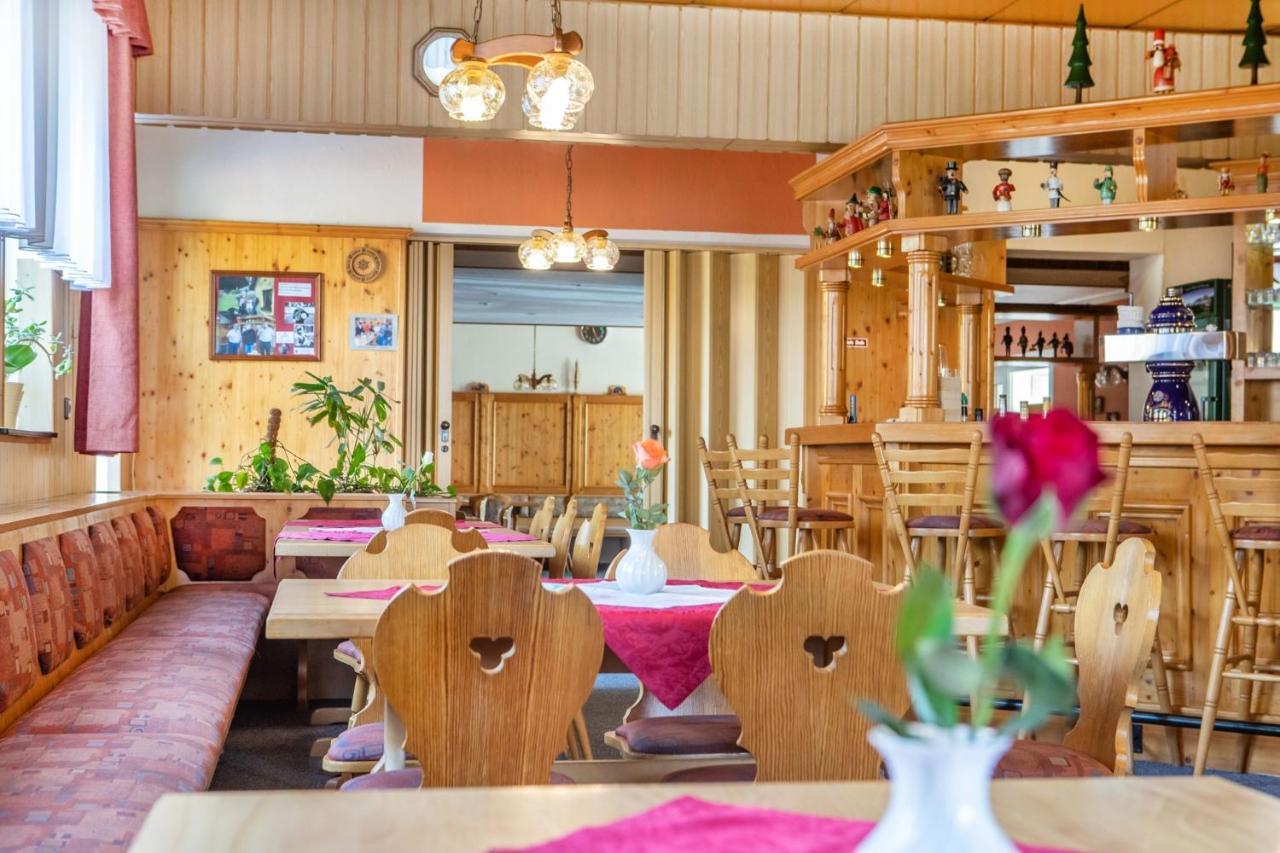 Hotel "Zum Einsiedler" Deutschneudorf Exteriör bild